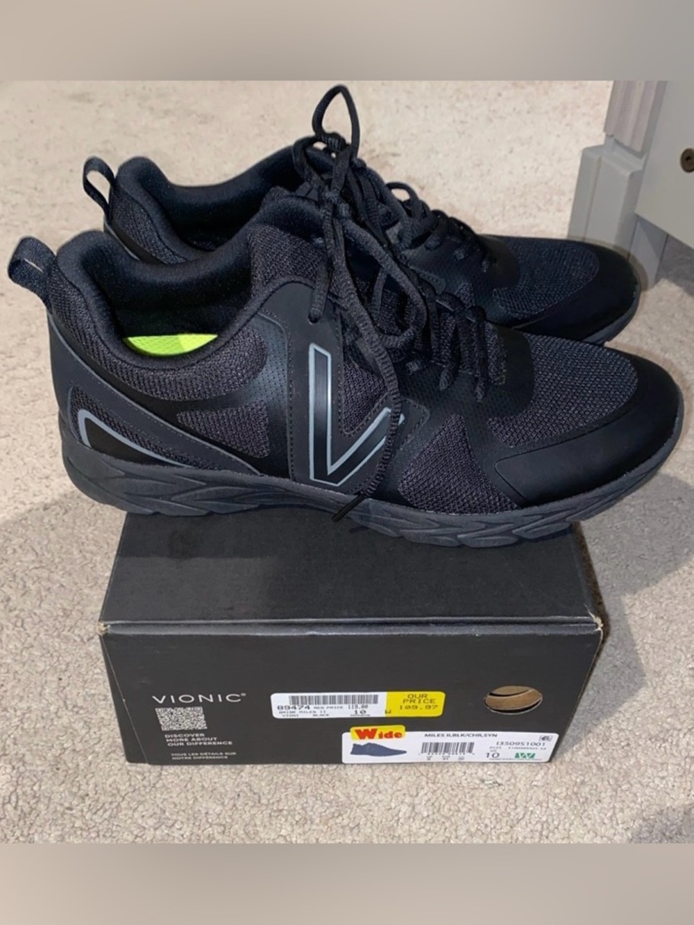 VIONIC women's Black Lace-Up Sneakers